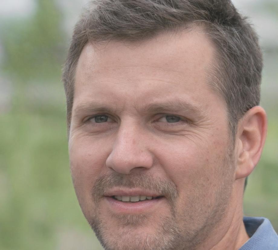 Kasper Lindqvist, Lead Instructor and Market Structure Specialist